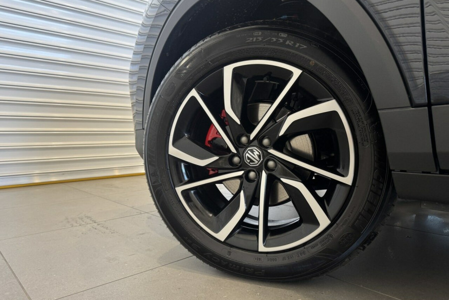 2024 MG ZST S13 Essence SUV Image 9