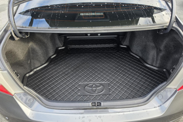 2014 Toyota Aurion GSV50R Presara Sedan Image 15