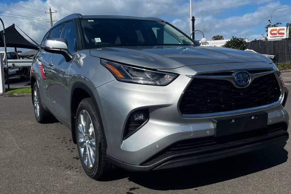 2024 Toyota Kluger AXUH78R Grande SUV Image 3