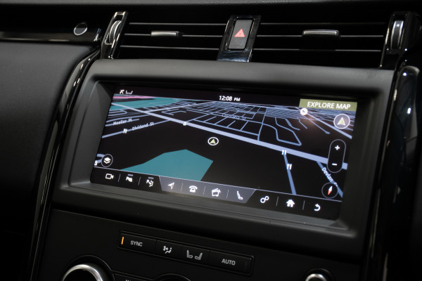 2019 Land Rover Discovery Series 5 SE SUV image 22