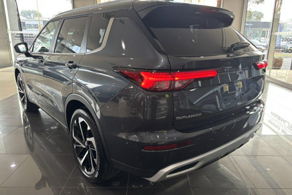 2024 Mitsubishi Outlander ZM Aspire SUV Image 5