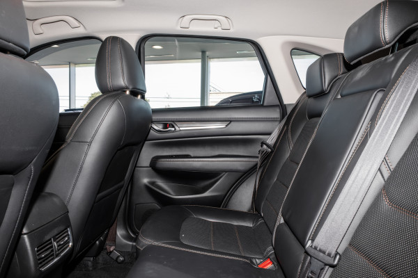 2021 Mazda CX-5 KF Series GT SUV image 9