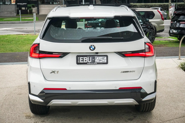 2026 BMW X1 U11 xDrive20i M Sport SUV image 3