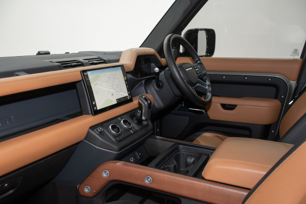 2023 Land Rover Defender L663 110 P400 X-Dynamic HSE SUV Image 23