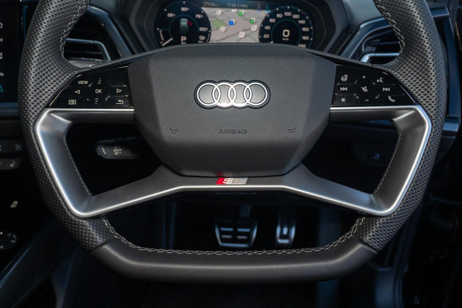 2025 Audi Q4 e-tron F4 45 SUV