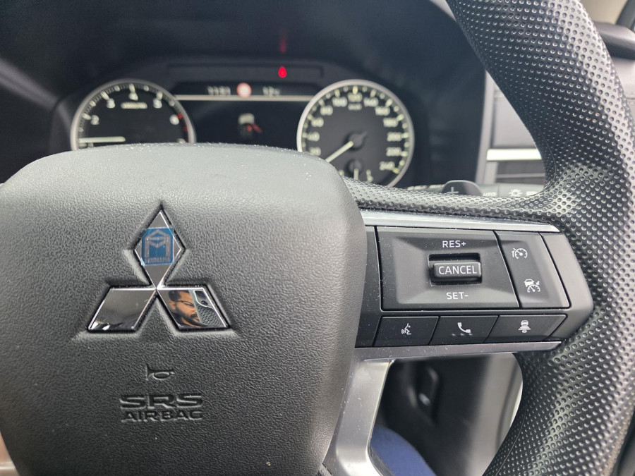 2023 Mitsubishi Outlander ZM ES SUV Image 21