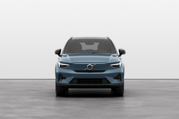 2024 Volvo XC40  Recharge Twin Pure Electric SUV Image 5