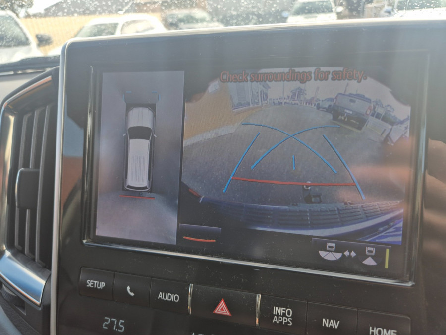 2019 Toyota LandCruiser VDJ200R VX SUV Image 24
