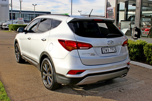 2018 Hyundai Santa Fe DM5 Series II Active X SUV Image 6
