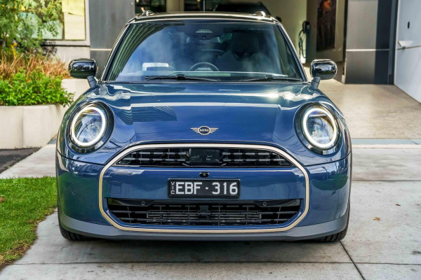 2025 MINI Cooper F65 C Favoured Hatch image 2