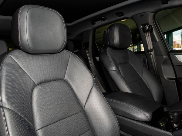 2023 MY24 Porsche Cayenne S SUV image 28
