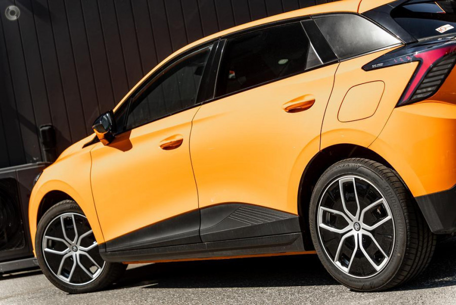 2024 MG MG4 MEH32 Essence 64 Hatch Image 7