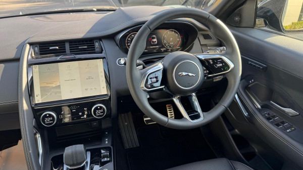 2024 MY24.75 Jaguar E-PACE X540 R-Dynamic SE SUV image 12