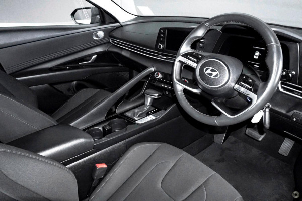 2026 Hyundai i30 CN7.V4 Elite Hybrid Sedan Image 5