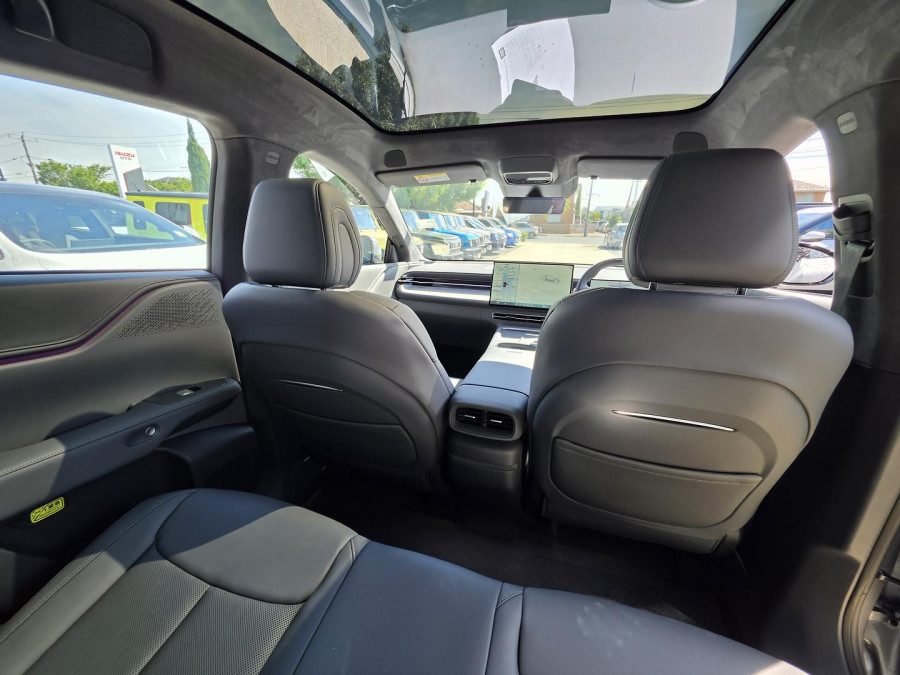 2025 XPeng G6  Long Range SUV Image 23