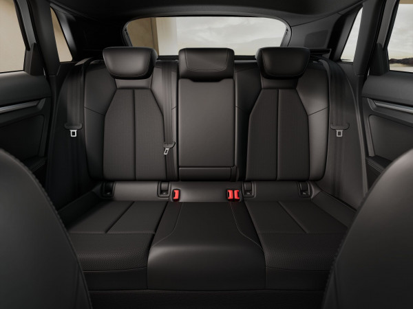 2025 Audi A3 GY 35 TFSI S line Hatch image 9