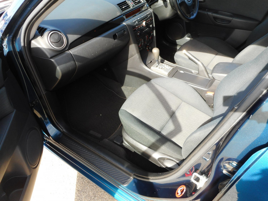 2006 Mazda 3 BK10F1 Maxx Sport Sedan Image 12