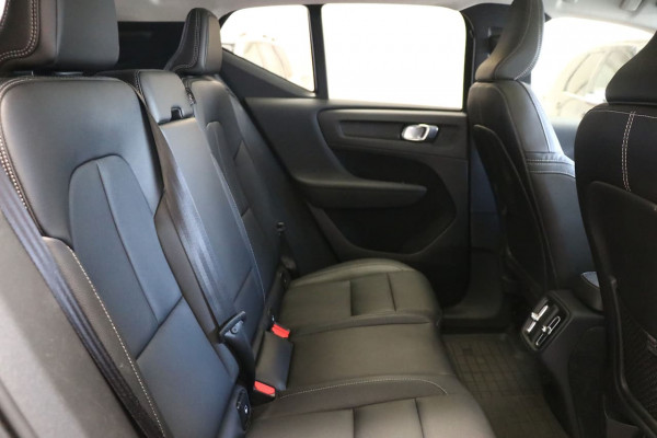2018 Volvo Xc40 (No Series) MY19 T4 Momentum Suv