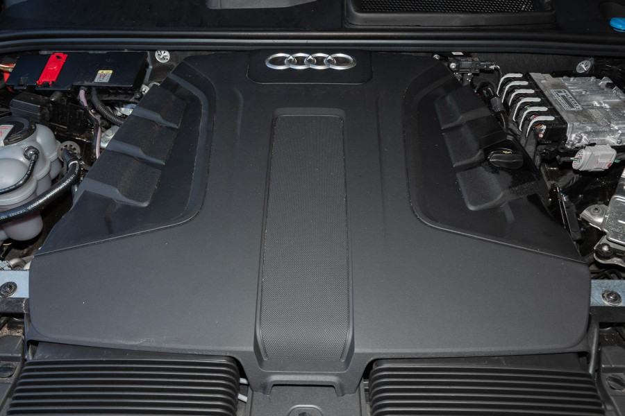 2025 Audi Q8 F1 50 TDI S Line SUV