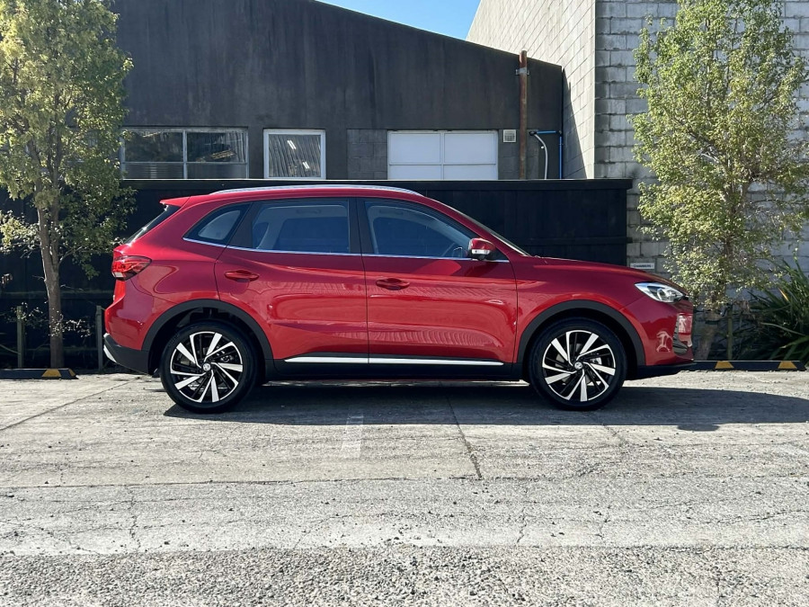 2026 MG ZS Essence Hybrid+ SUV Image 2