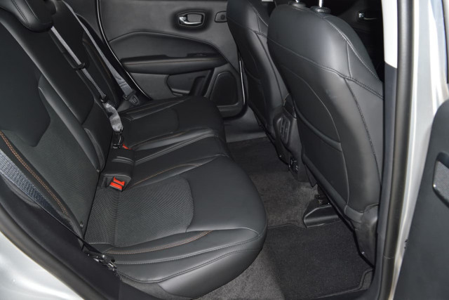 2018 Jeep Compass Limited 19 of 27