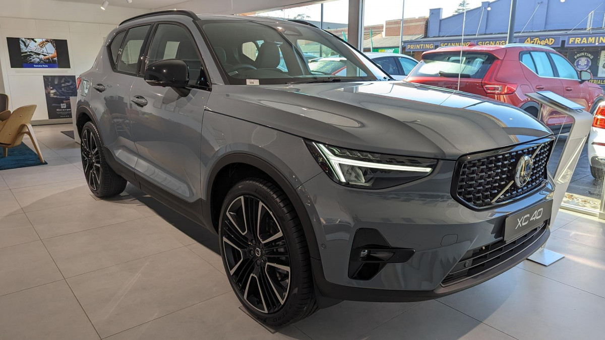 New 2023 Volvo XC40 Ultimate B5 Dark #412534 Moss Vale Sales, NSW