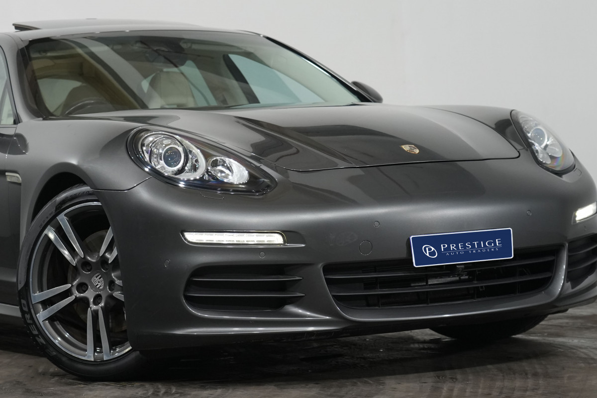 2015 Porsche Panamera Coupe