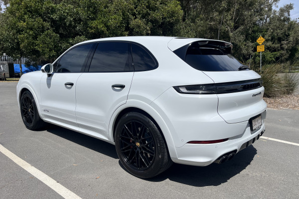2024 Porsche Cayenne 9YA II GTS SUV Image 6