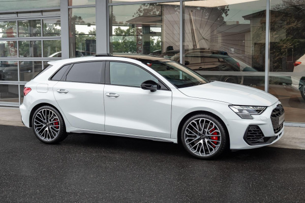 2025 MY26 Audi S3 GY  Hatch image 3