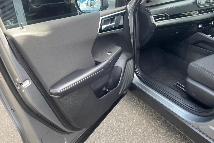 2022 Mitsubishi Outlander ZM ES SUV Image 19