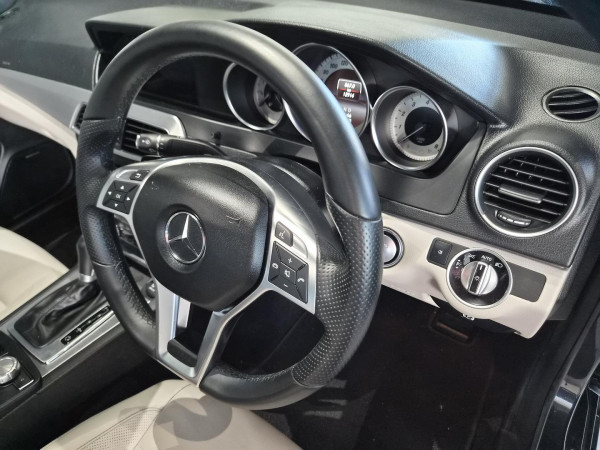 2014 Mercedes-Benz C-Class C204 C250 Coupe image 17