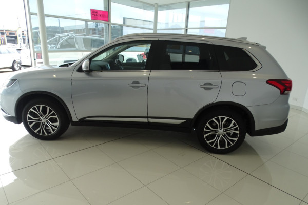 2017 Mitsubishi Outlander ZK LS SUV