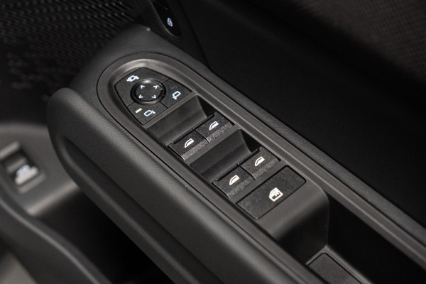 2025 MINI Countryman U25 JCW Favoured SUV