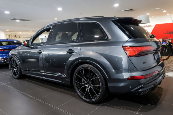 2025 MY26 Audi Q7 4M TDI 210kW S line SUV image 4