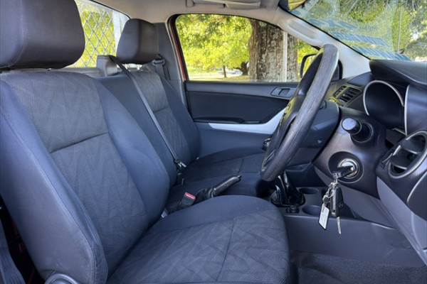 2012 Mazda BT-50 UP XT Single Cab Chassis Image 4