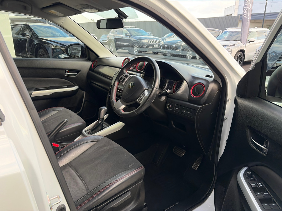 2017 Suzuki Vitara AP414WA1A61 S Turbo SUV Image 9