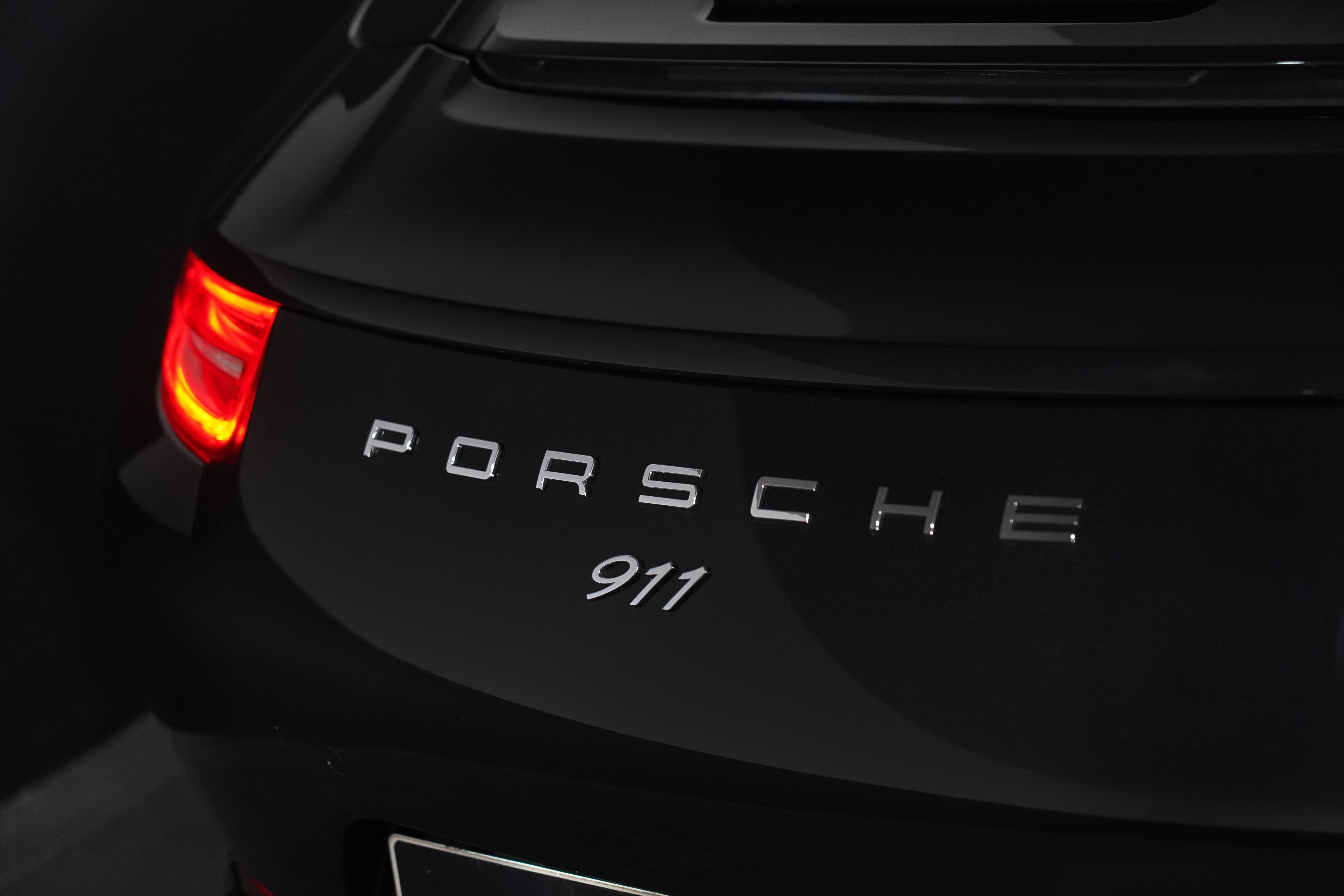 2013 Porsche 911 991 Carrera Convertible Image 24