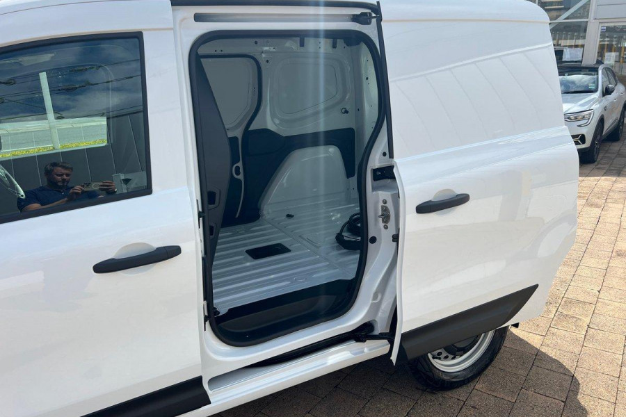 2023 MY24 Renault Kangoo E-Tech XFK L1 EV45 Van Image 13