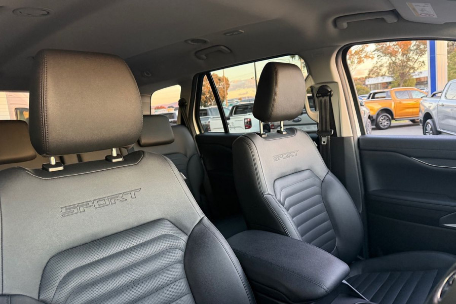 2024 Ford Everest Sport Wagon Image 9