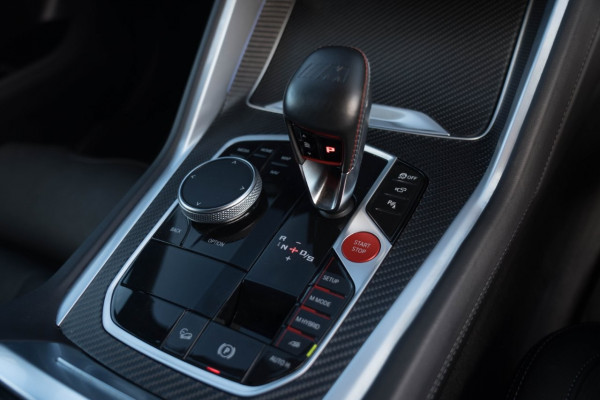 2023 BMW XM V8 Hybrid SUV Image 13