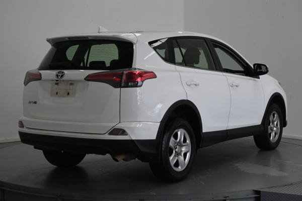 2015 Toyota RAV4 3P443701B rav SUV Image 5