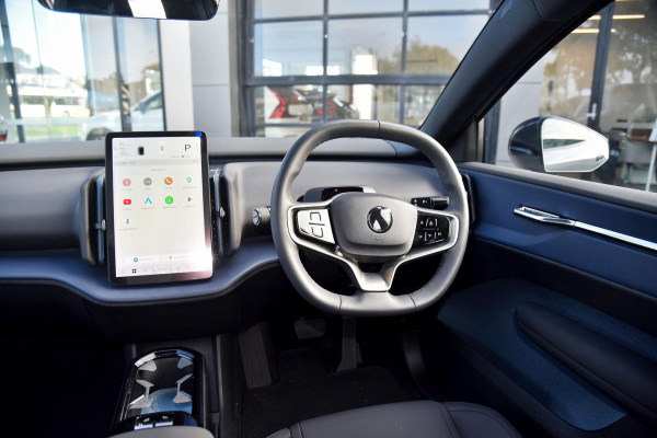 2025 Volvo EX30  Twin Motor Performance Ultra SUV Image 16