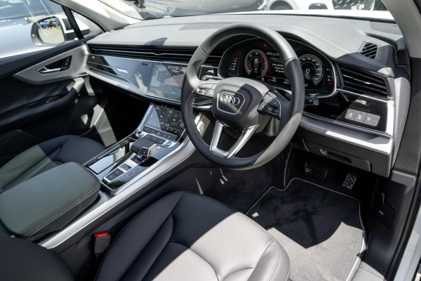 2025 Audi Q7 4M 45 TDI SUV image 8