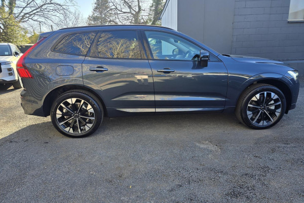 2026 Volvo XC60 UZ Ultra B5 Dark SUV Image 9