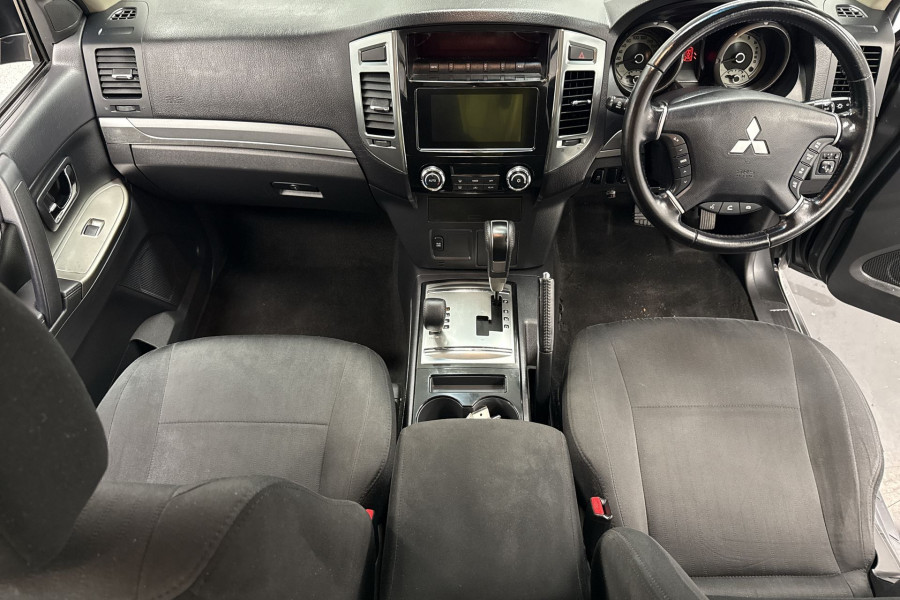 2019 Mitsubishi Pajero NX Exceed SUV Image 16