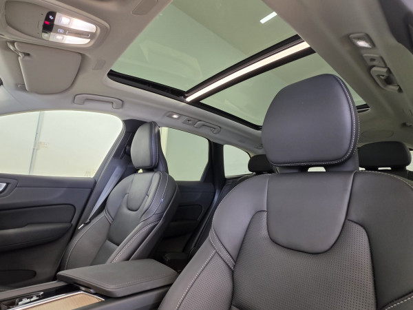 2025 MY26 Volvo XC60 UZ Ultra T8 Plug-in Hybrid Dark SUV image 20