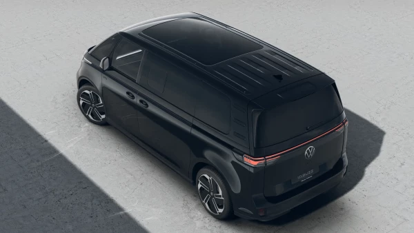 2025 Volkswagen ID. Buzz EB GTX People Mover image 7