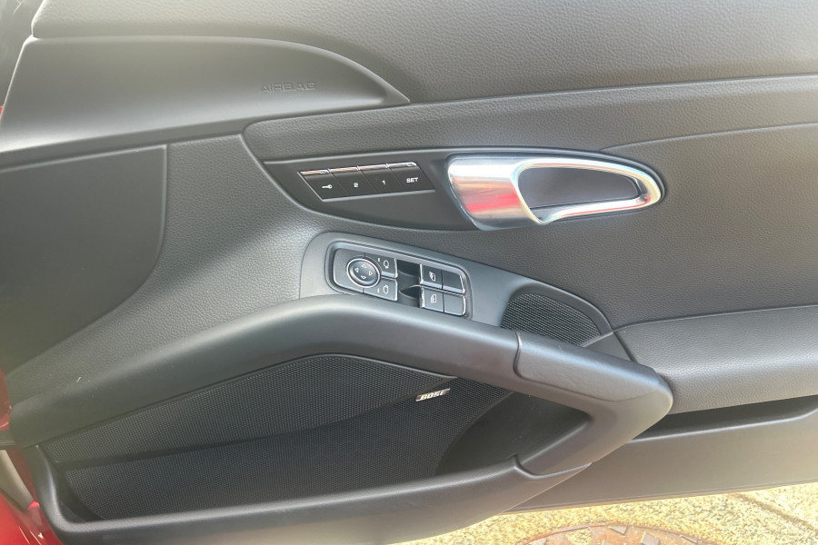  MY20 Porsche 718 982 Cayman Coupe Image 26