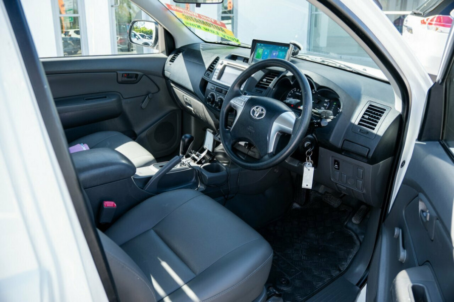 2015 MY14 Toyota HiLux WorkMate Single Cab Chassis Image 8
