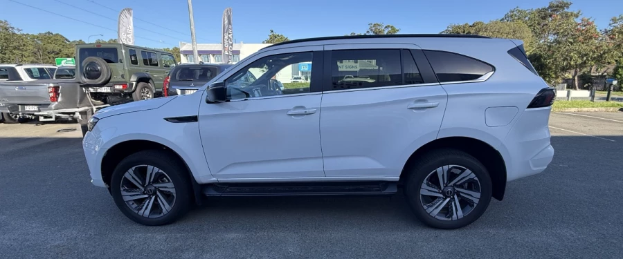 2025 MY25.5 Isuzu MU-X RJ LS-T SUV Image 6